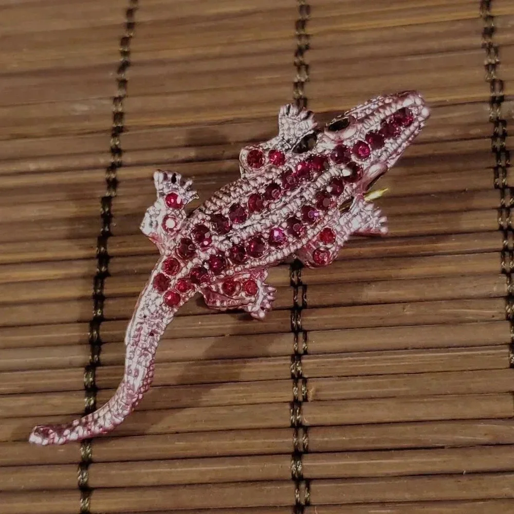 New Vintage 90s Y2K Pink Red Crystal Gecko Lizard Brooch